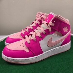 Nike Air Jordan 1 Mid Sneakers Kids 7Y GS Fierce Pink Soft Pink FD8780116 Clean